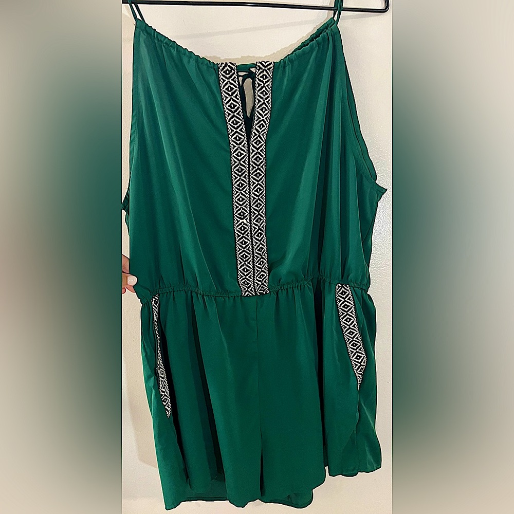 Hunter green romper with tribal detail (NWOT) Never been worn!